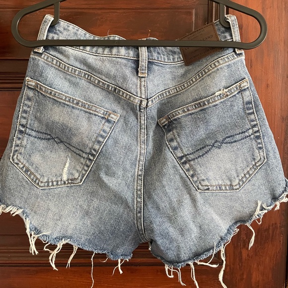Lucky Brand Distressed Shorts - Picture 3 of 4